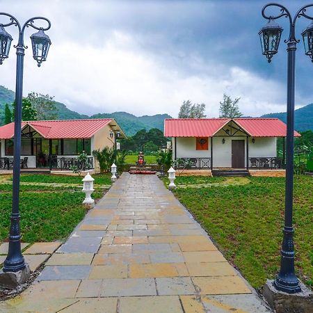 Ninad Homestays 卡尔贾特 外观 照片