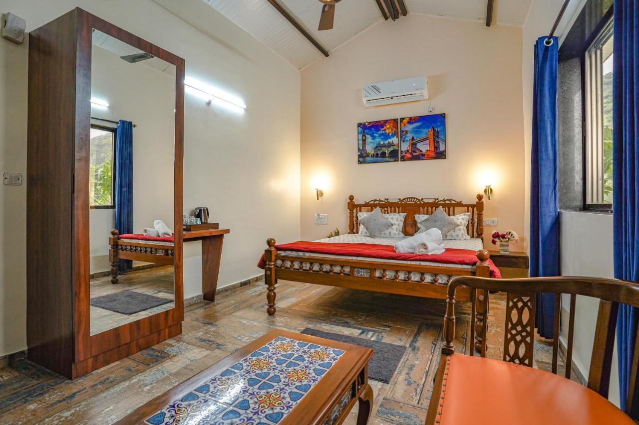 Ninad Homestays 卡尔贾特 外观 照片